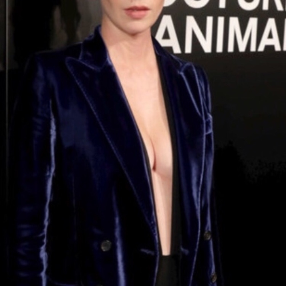 Tom Ford women’s cobalt blue velvet blazer.